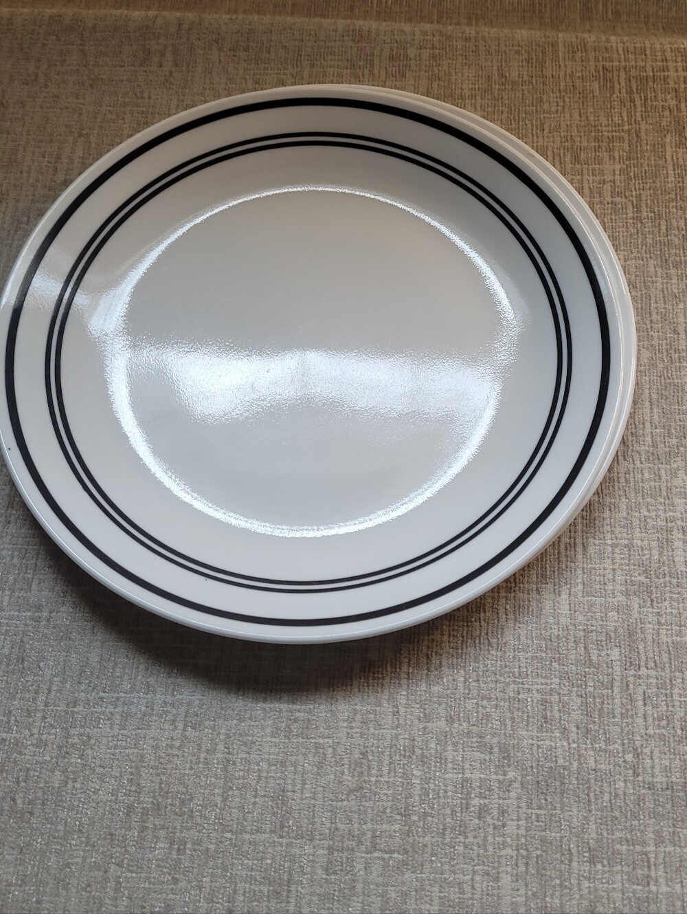 Corelle White Dinner Plate with Black Double Ring. Cafe Collection. 2 Qty